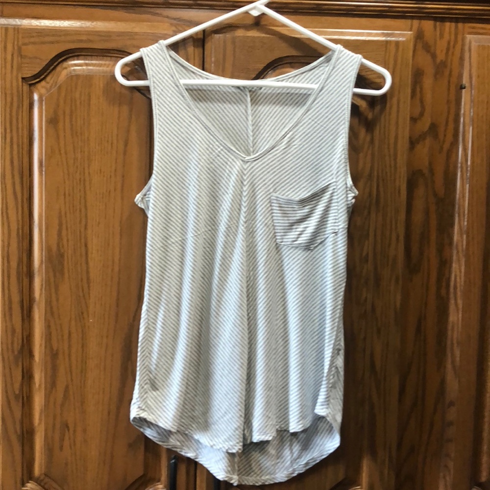 Gray and white striped pocket tank